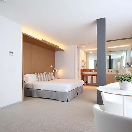 Alenti 4* Σίτζες