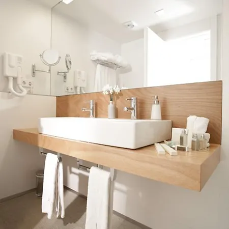 Ξενοδοχείο Alenti Σίτζες