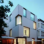 Alenti ホテル シッチェス
